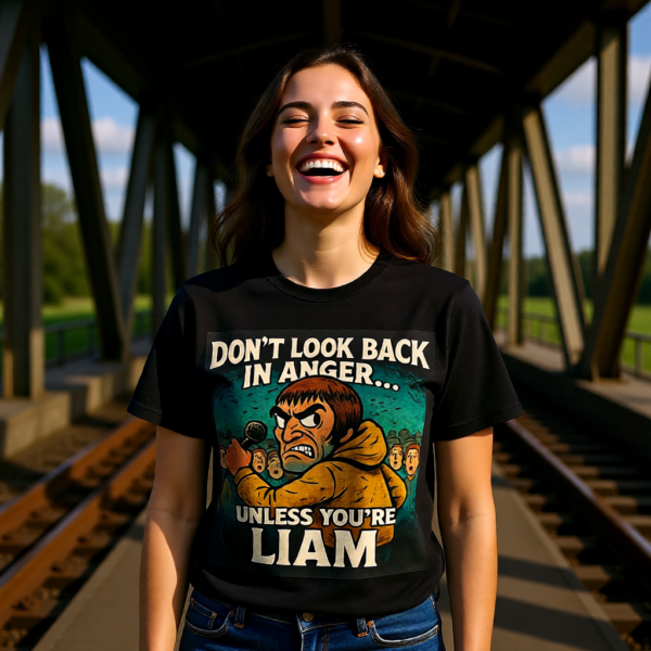 20251214213834-1f0d9353-e30e-6154-82f7-c2692225f40d.png Oasis Inspired Funny Britpop T-Shirt – Don’t Look Back In Anger Unless You’re Liam